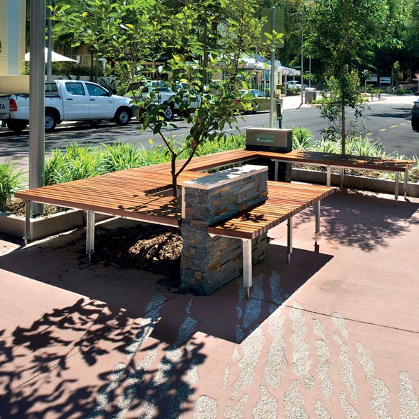 hastings street furniture designed with architectus for noosa shire council